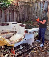 Best Construction Debris Removal  in Metamora, IL